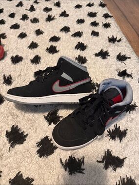 Kids Black and red Nike air Jordans
